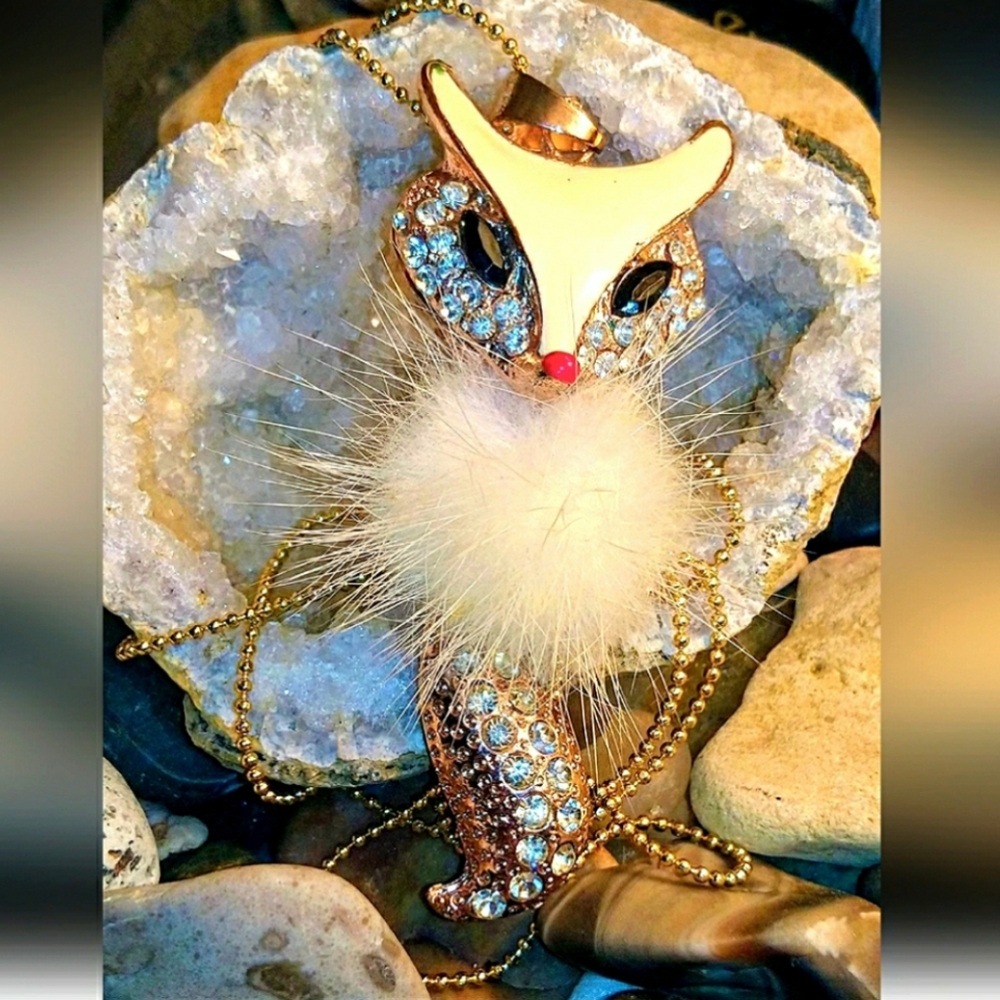 Golden Arctic Fox Pendant and 20" Chain